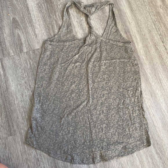 Ripcurl Semi Sheer Gray Tank Top twisted back - Picture 5 of 6